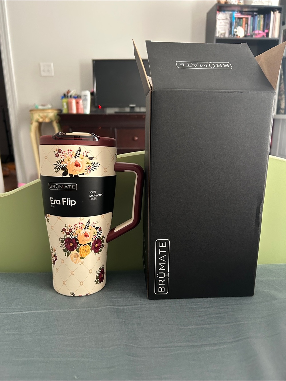 BrüMate Era Flip Travel Mug - Cream Floral with Burgundy Accents